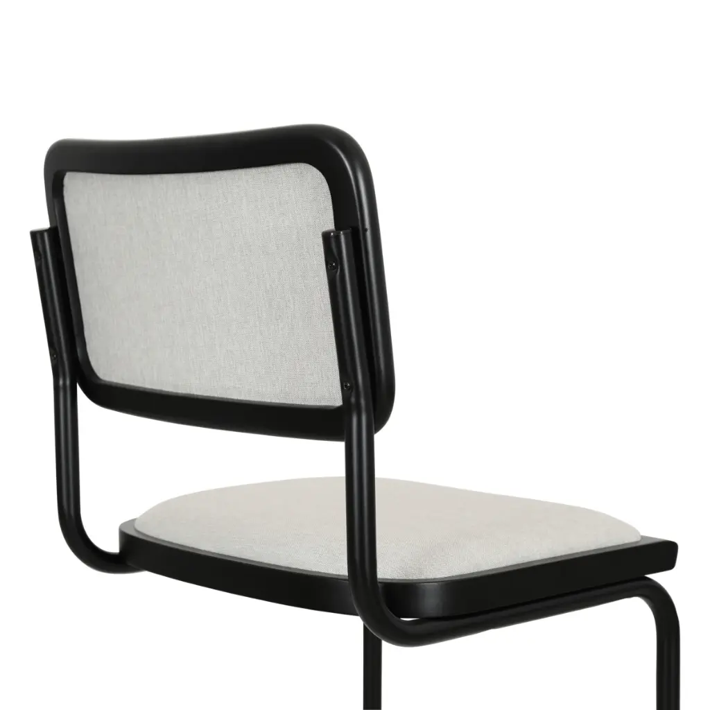marcel-breuer-b32-cesca-cantilever-side-chair-cushion-seat-cushion-back-black-frame-black-wood_10.webp